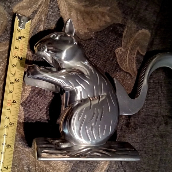 NUT CRACKER "SQUIRREL" - Picture 4 of 5